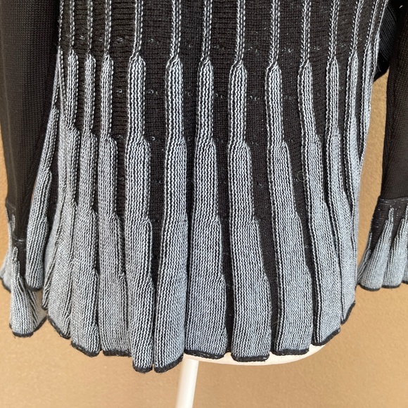 NEW! Angel Design by Sabri Ozel Pleated Italian Circle Cardigan Size Medium - Picture 7 of 10